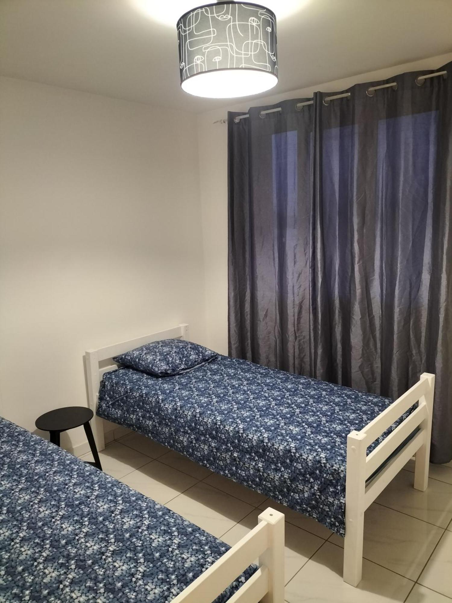 Jolie Appartement Proche Tramway Vénissieux Екстериор снимка